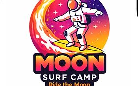 Moon Surf